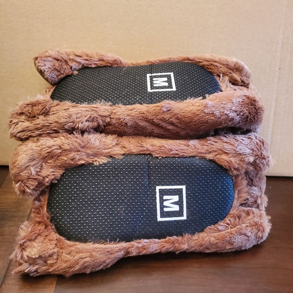 Lazy Paws Adult Sized Animal Slippers - Picture 9 of 10